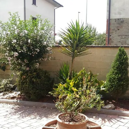Lejlighed Locazione Turistica Casa Lola